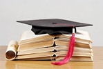 71-latek wiecznym studentem [© patrykstanisz - Fotolia.com]