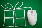 81% internautw kupuje prezenty w sieci [© Tyler Olson - Fotolia.com]