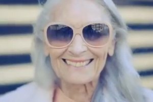 85-letnia modelka Daphne Selfe w kampanii reklamowej TK Maxx [Daphne Selfe fot. TK Maxx]