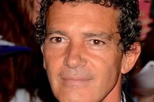 Antonio Banderas koczy 55 lat [Antonio Banderas, fot. Georges Biard, CC BY-SA 3.0, Wikimedia Commons]