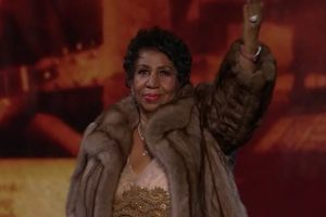 Aretha Franklin doprowadzia Obam do ez. Niewiarygodny gos [FILM] [Aretha Franklin, fot. Youtube/CNET]