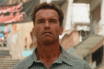 Arnold Schwarzenegger znw chce by bliniakiem [Arnold Schwarzenegger fot. Warner Bros. Poland]