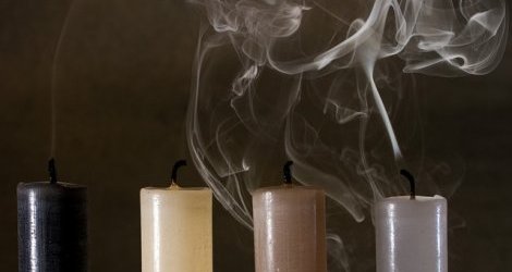 Astma - kuchenne opary i palące się świece nasilają objawy
