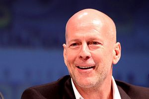 Bruce Willis woli być starszy [Bruce Willis fot. Gage Skidmore, CC BY-SA 3.0, Wikimedia Commons]