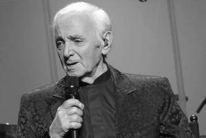 Charles Aznavour, fot. Mariusz Kubik, CC BY 3.0, Wikimedia Commons