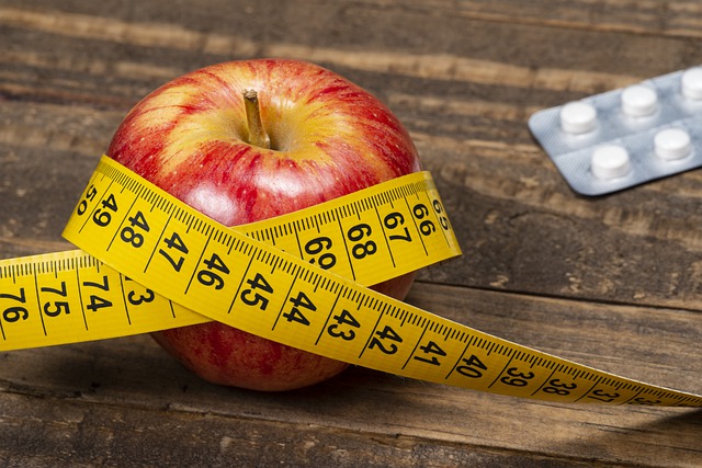 Cotygodniowe dawki prednizonu mogą pomóc walczyć z otyłością [fot. Celso Pupo Rodrigues from Pixabay]