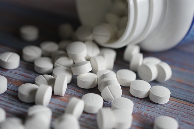 Diazepam - lek na zaburzenia lękowe może wywoływać uzależnienie [fot. jhenning from Pixabay]