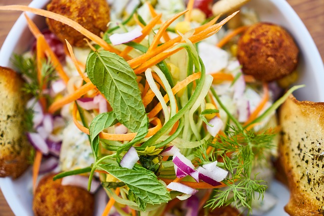 Dieta rdziemnomorska zmniejsza ryzyko przedwczesnej mierci u kobiet [fot. Engin Akyurt from Pixabay]