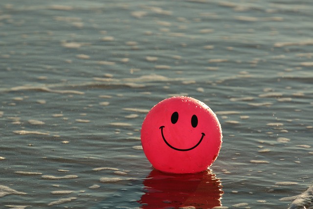 Dzisiejsze poczucie szczęścia zależy od oceny wczorajszego dobrostanu  [fot. Pexels from Pixabay]