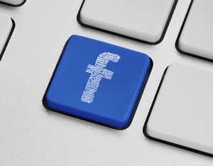 Facebook nie tylko dla nastolatkw - seniorzy te lubi to [© peshkova - Fotolia.com]