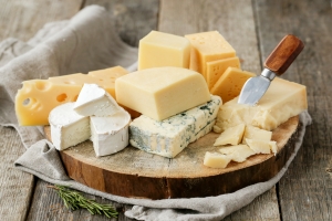 Feta, Gouda, Mozzarella, Roquefort - jak powstaj najpopularniejsze gatunki serw? [Fot. Yeko Photo Studio - Fotolia.com]