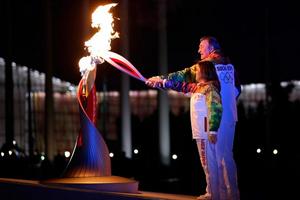Igrzyska w Soczi: znicz zapalili seniorzy [fot. sochi2014.com]