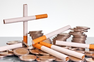 Ilustracje graficzne pomog obniy liczb palaczy [© Miredi - Fotolia.com]