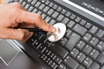 Internet zamiast lekarza? [© Justinb - Fotolia.com]