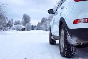 Jak przygotowa samochd na zimowy wyjazd? [© alexkich - Fotolia.com]