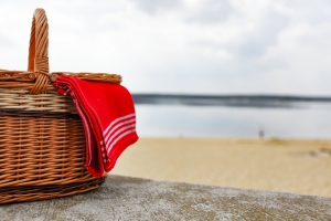 Jakie przekski i posiki zabra ze sob do plecaka w gry lub do torby plaowej? [Fot. magdal3na - Fotolia.com]