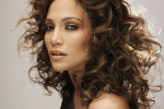 Jennifer Lopez siwa po dwudziestce [Jennifer Lopez fot. Sony BMG]