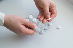 Kiedy stosować popularne leki przeciwbólowe? [© Pavlo - Fotolia.com]