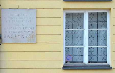 Tablica na paacu Blanka w Warszawie fot. Adrian Grycuk, CC BY-SA 3.0, Wikimedia Commons