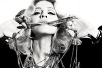 Madonna wybacza Eltonowi Johnowi [Madonna fot. Warner Music Poland]