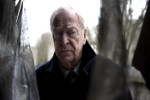 Michael Caine fot. Monolith