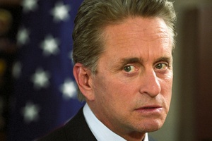 Michael Douglas i pocaunki z Mattem Damonem [Michael Douglas fot. CinePix]