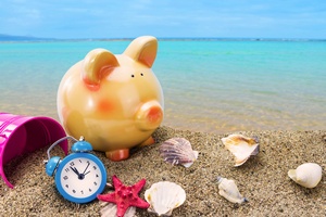 Miesięczna średnia pensja na zagraniczne wakacje [© okolaa - Fotolia.com]