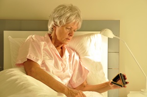 Na bezsenno czciej cierpi starsze kobiety [© britta60 - Fotolia.com]