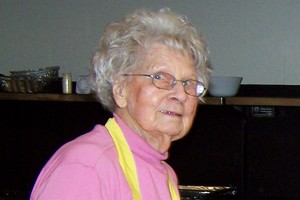 Najstarsza aktywna nauczycielka skoczya 100 lat [Agnes Zhelesnik, fot. Sundance School]