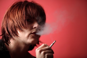 Palący pracownik palącym problemem pracodawcy?  [© csaba fikker - Fotolia.com]
