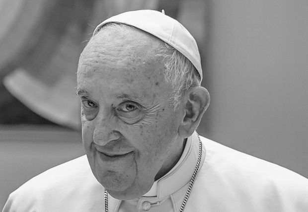 Papie Franciszek nie yje