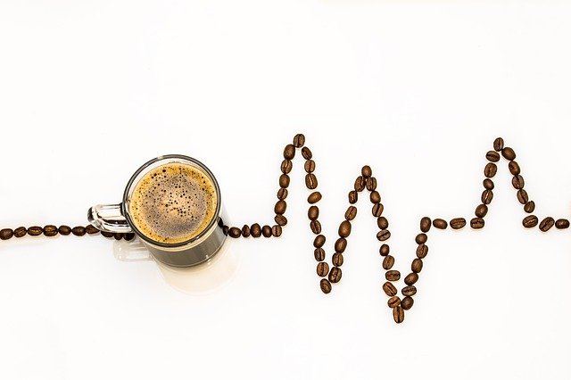 Picie kawy pomaga chorym na serce [fot. Myriams-Fotos from Pixabay]