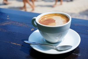  Pierwsz filiank kawy poleca si o 9.30 [© mircovacca - Fotolia.com]