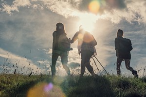 Piesze wycieczki - 5 powodw, dla ktrych warto si na nie wybra [© ZoneCreative - Fotolia.com]