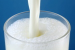 Pij mleko - zapewnisz sobie dugie ycie [© volff - Fotolia.com]
