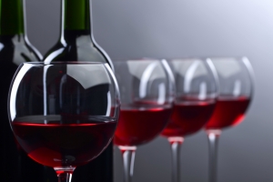 Pij wino - unikniesz cukrzycy [Fot. Igor Normann - Fotolia.com]