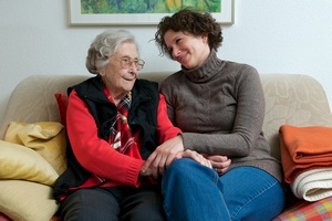 Polacy o seniorach i pomocy osobom starszym [© Peter Maszlen - Fotolia.com]