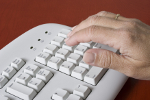 Polscy seniorzy w internecie - inwestycje przed rozrywk [© Karen Roach - Fotolia.com]