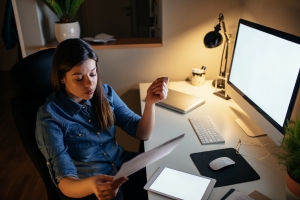 Ponad 80 procent Polakw pracuje po godzinach [Fot. bernardbodo - Fotolia.com]
