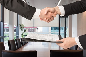 Praca gwnie w handlu [©  IEVGEN - Fotolia.com]
