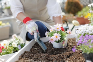 Praca w ogrodzie promowana przez Michelle Obam i krlow Elbiet II [© kazoka303030 - Fotolia.com]