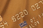 Rozoenie spaty karty kredytowej [© Konovalov Pavel - Fotolia.com]