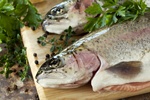 Ryby chroni przed rakiem jelita [© robynmac - Fotolia.com]