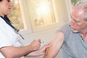 Seniorzy dostaną refundację szczepionki przeciwko grypie? [Fot. thodonal - Fotolia.com]