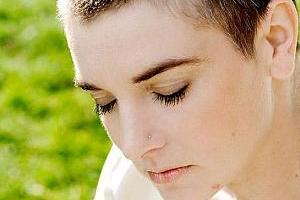 Sinéad O'Connor po prbie samobjczej? [Sinéad O'Connor fot. Kevin Abosch]