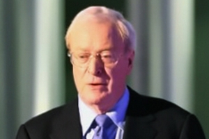 Sir Michael Caine: sekret szczliwego maestwa to oddzielne azienki [Michael Caine, fot. Harrywad, CC BY 2.5, Wikimedia Commons]