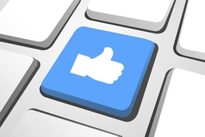 Skamaa co do wieku, bo Facebook nie przewiduje tak dugiego ycia... [© Rawpixel - Fotolia.com]