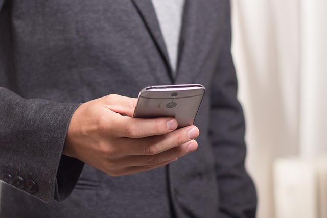 Telefon z kompasem dokadnie zmierzy poziom glukozy