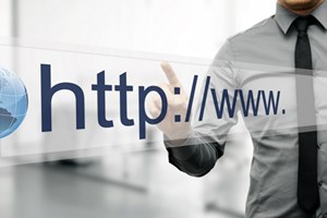 UOKiK ostrzega: uwaga na serwisy internetowe [© ronstik - Fotolia.com]