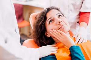 Ukryte infekcje zębów zwiększają ryzyko chorób serca [© ShutterDivision - Fotolia.com]